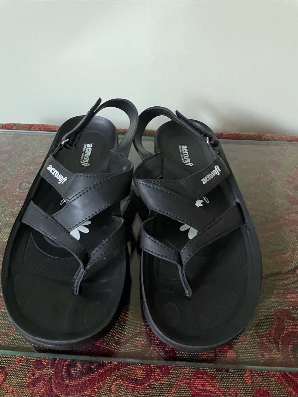 Aerosoft Women's Black Strappy Sandals NWOT